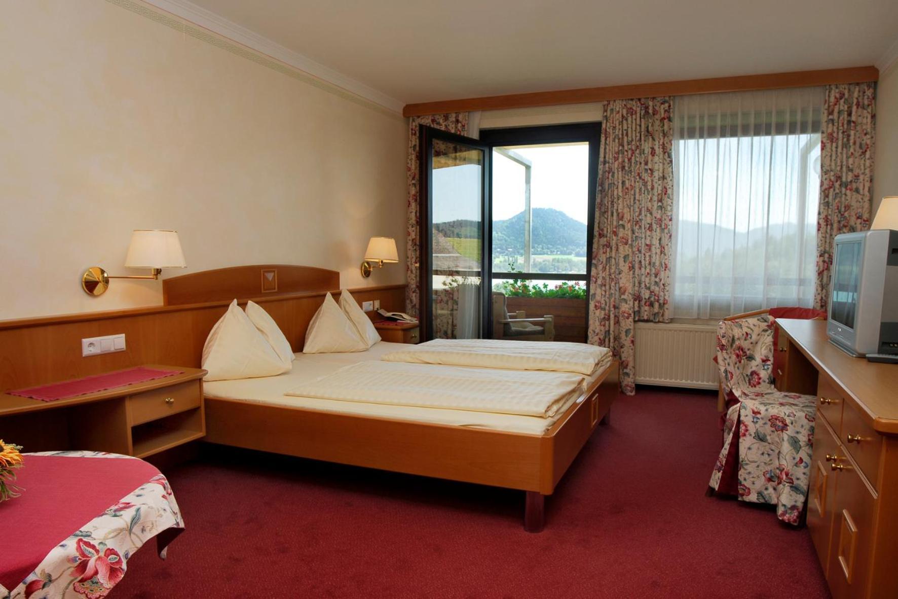Hotel Seehof Санкт-Георген-ам-Ленгзе Экстерьер фото